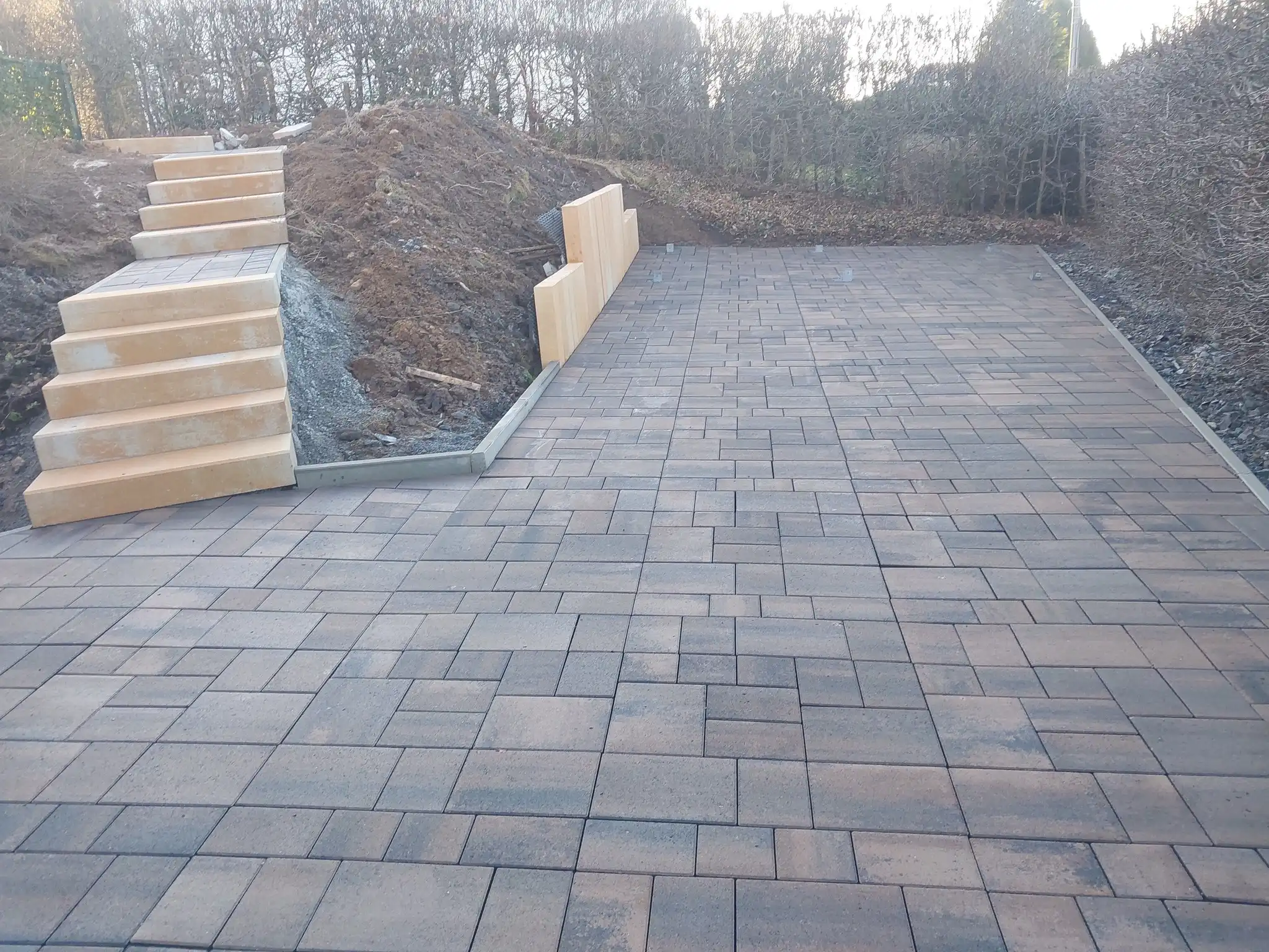 Réalisation paysagère soignée par l'équipe Nicolay Jardin